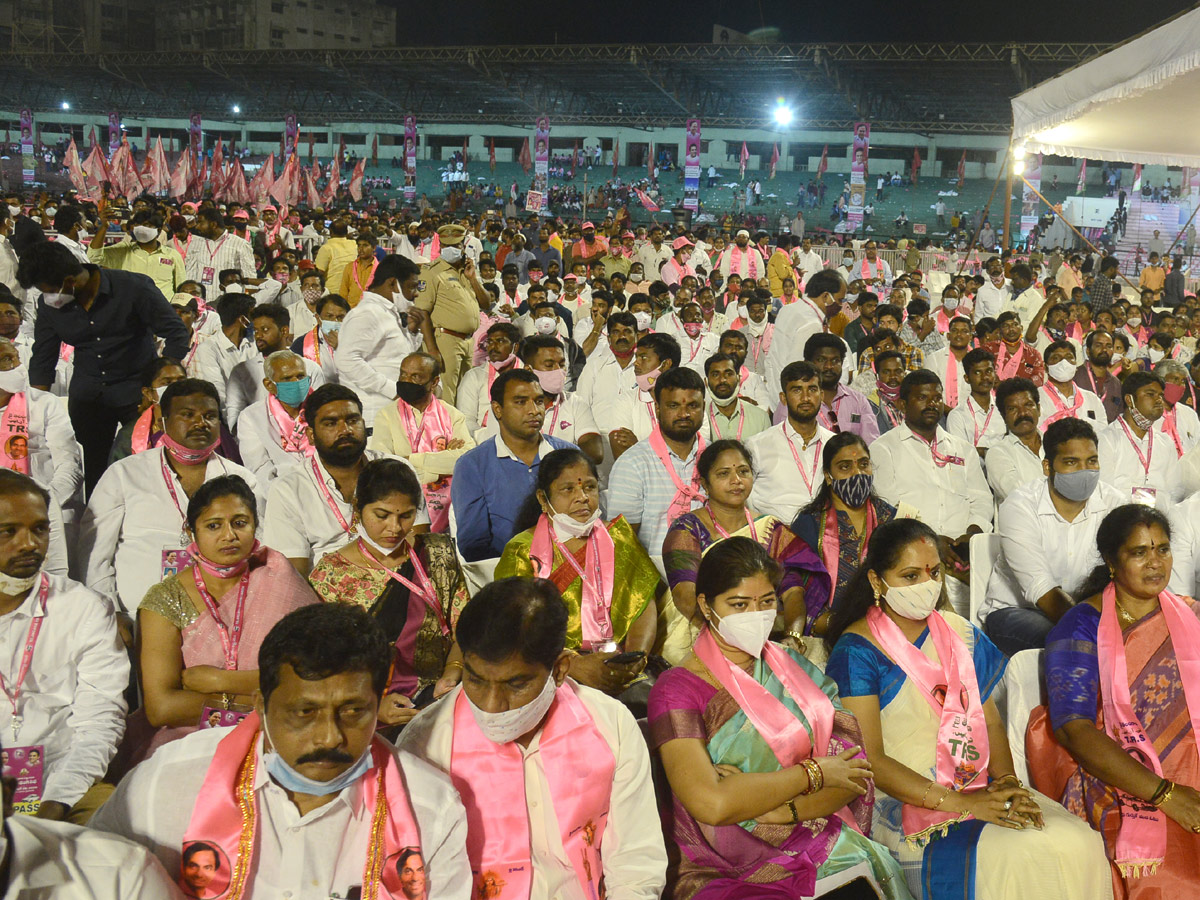 GHMC Elections 2020 KCR Meeting In LB Stadium - Sakshi51