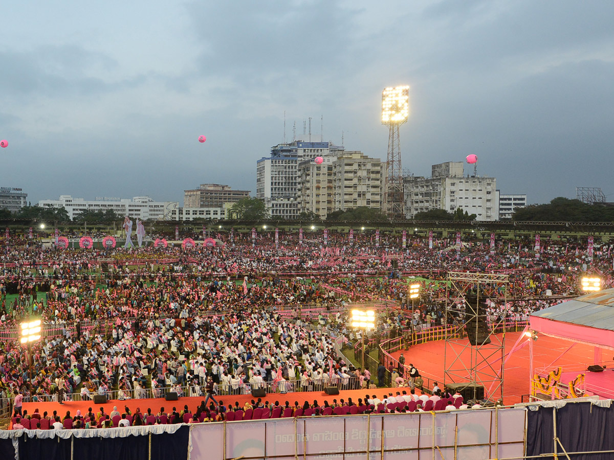 GHMC Elections 2020 KCR Meeting In LB Stadium - Sakshi57