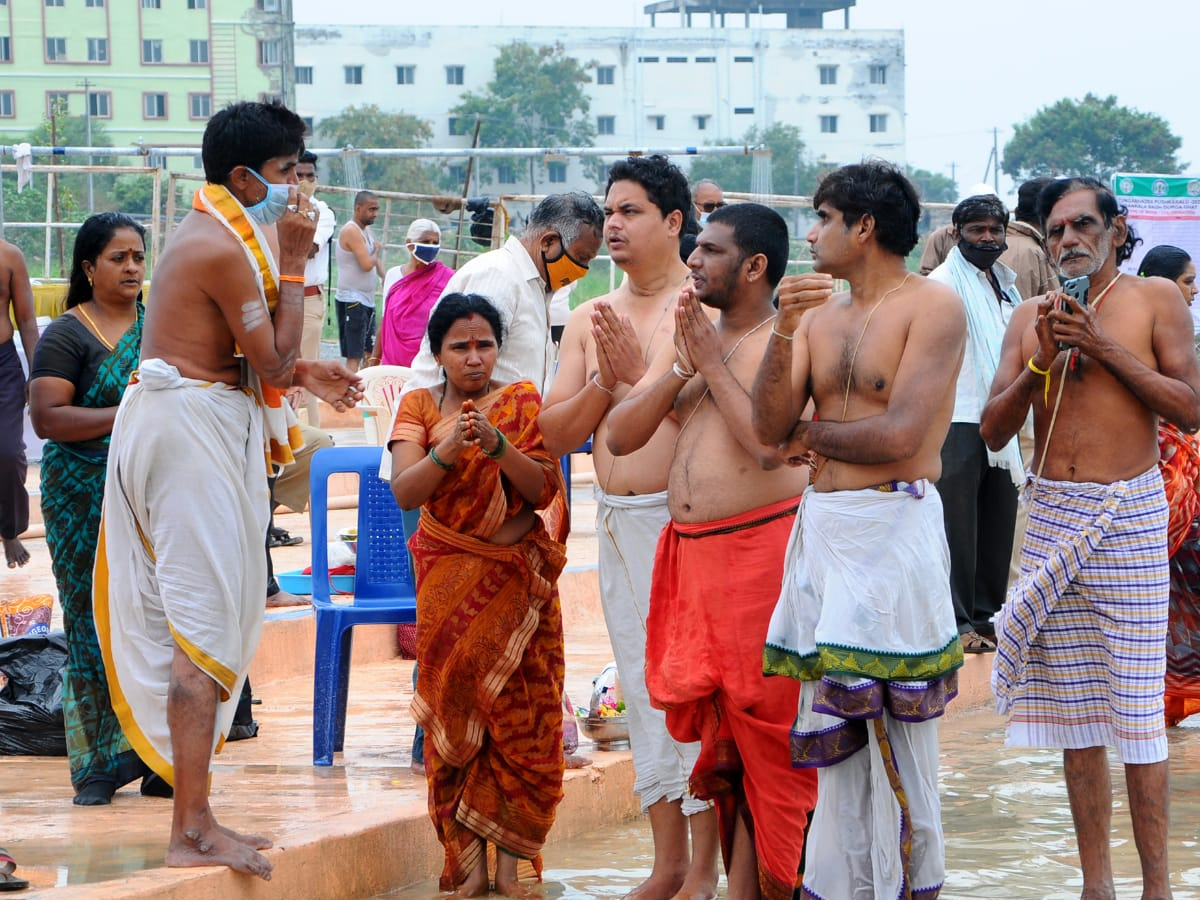 Tungabhadra Pushkaralu 2020 Photo Gallery - Sakshi38