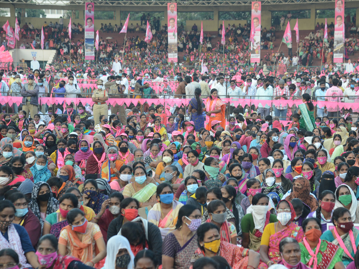 GHMC Elections 2020 KCR Meeting In LB Stadium - Sakshi72