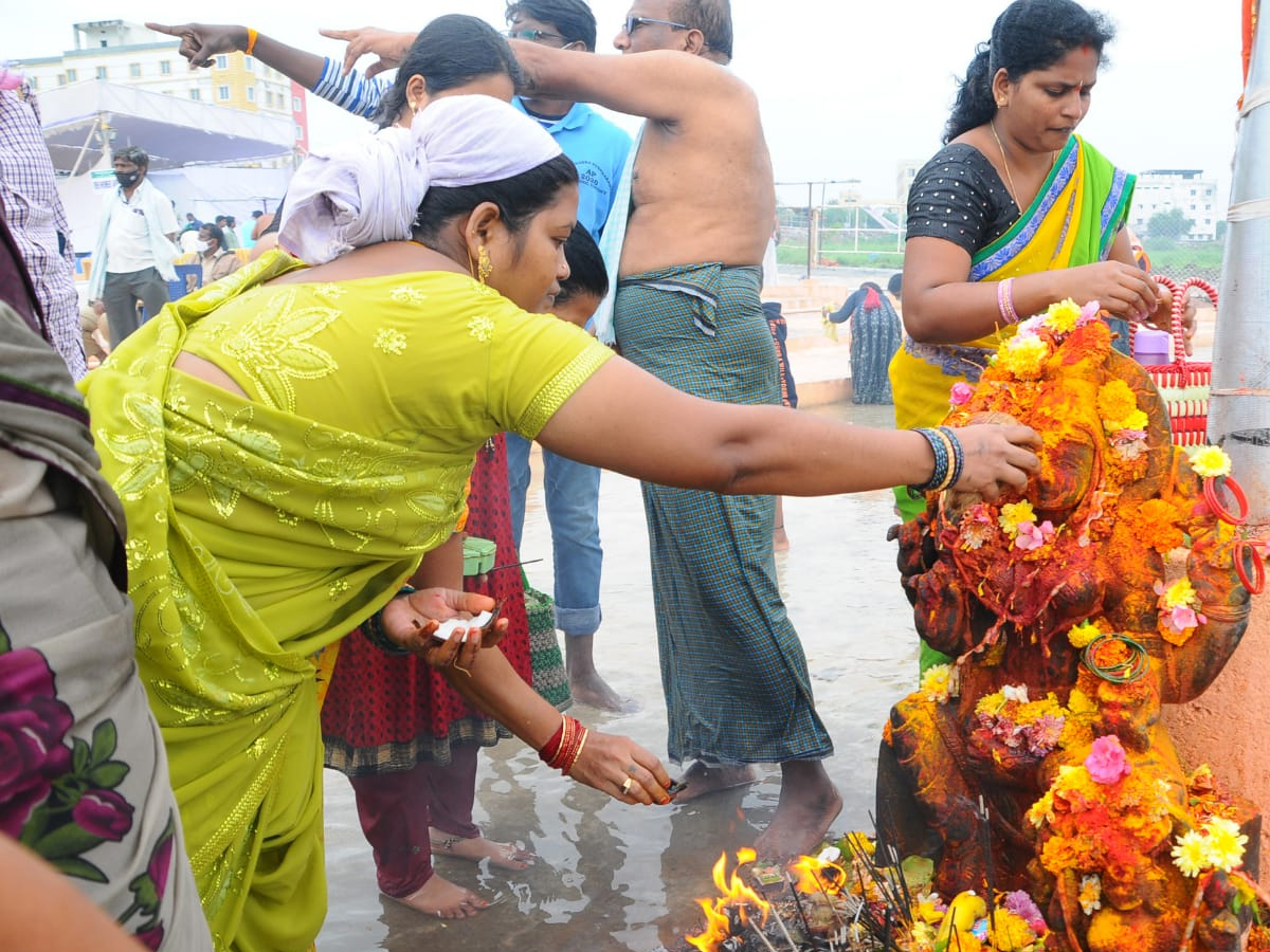 Tungabhadra Pushkaralu 2020 Photo Gallery - Sakshi47