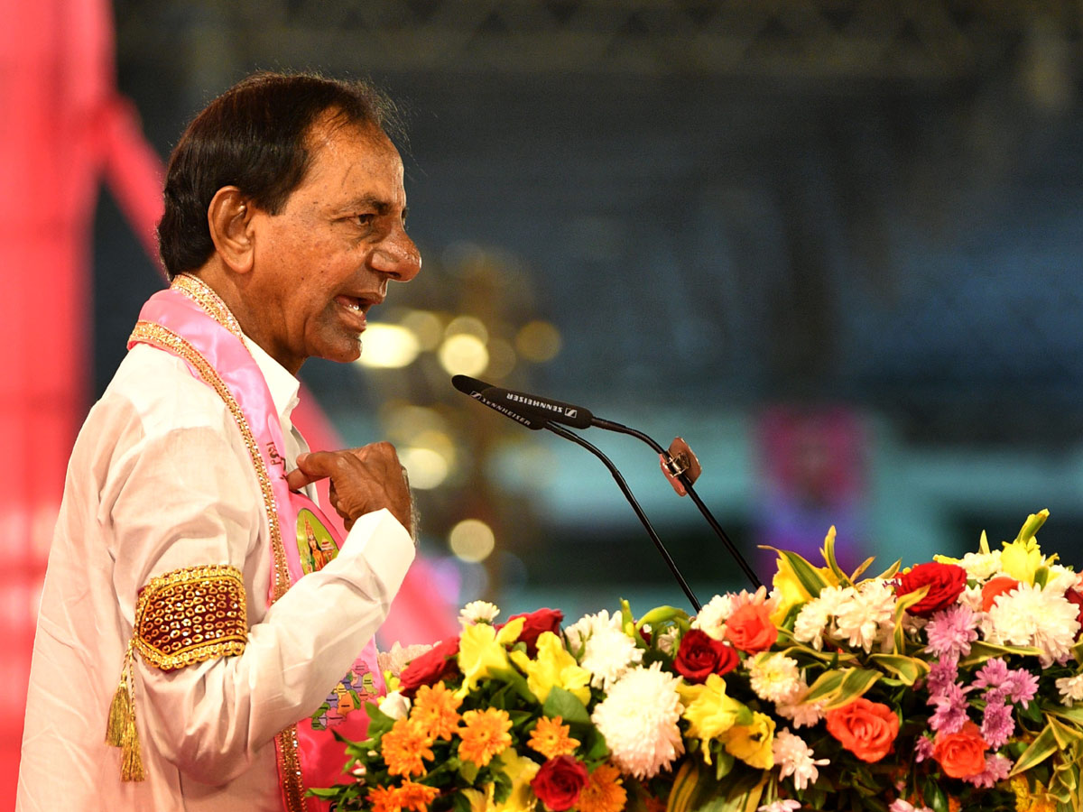 GHMC Elections 2020 KCR Meeting In LB Stadium - Sakshi9