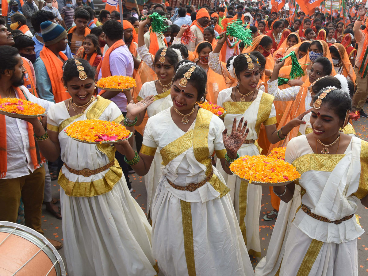 GHMC Elections 2020 UP Cm Yogi Adiyanath Road Show In Hyderabad - Sakshi51