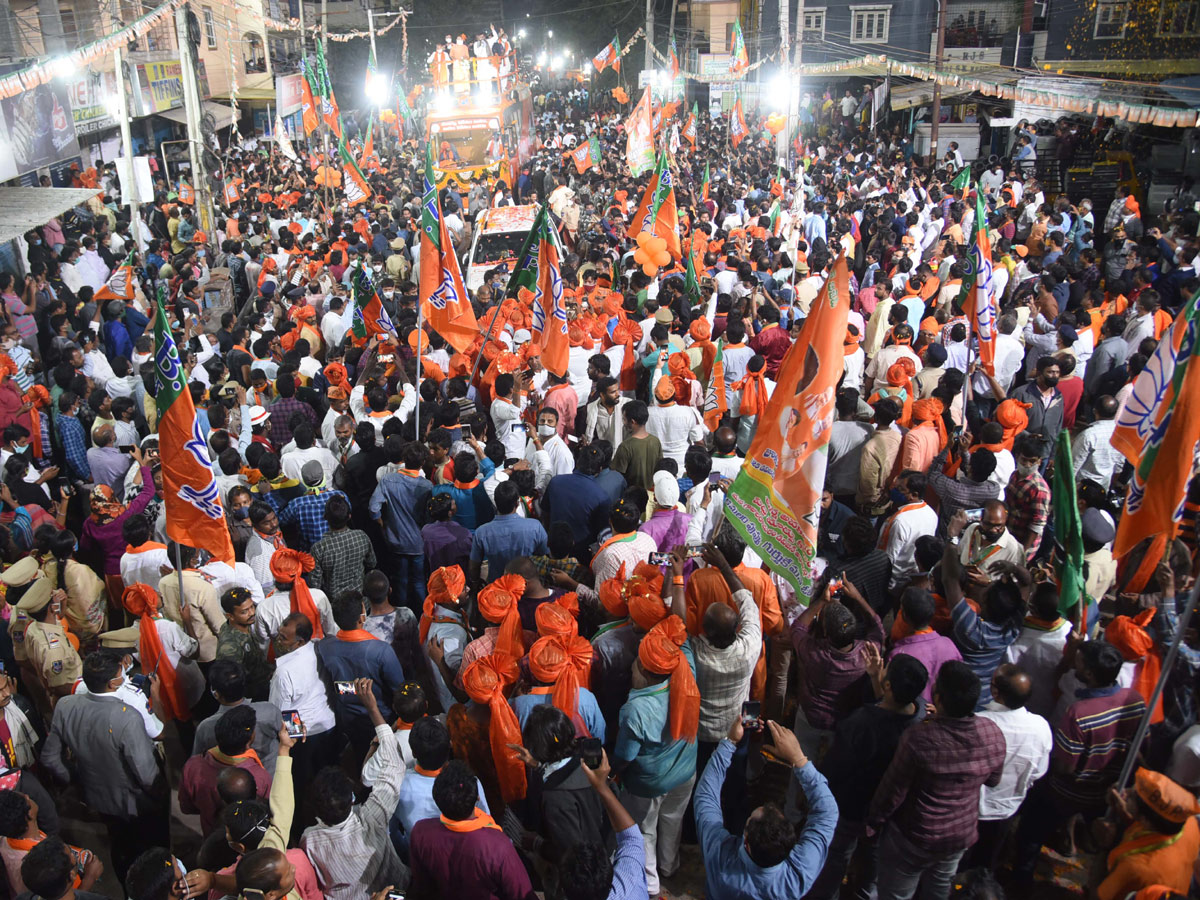 GHMC Elections 2020 UP Cm Yogi Adiyanath Road Show In Hyderabad - Sakshi13