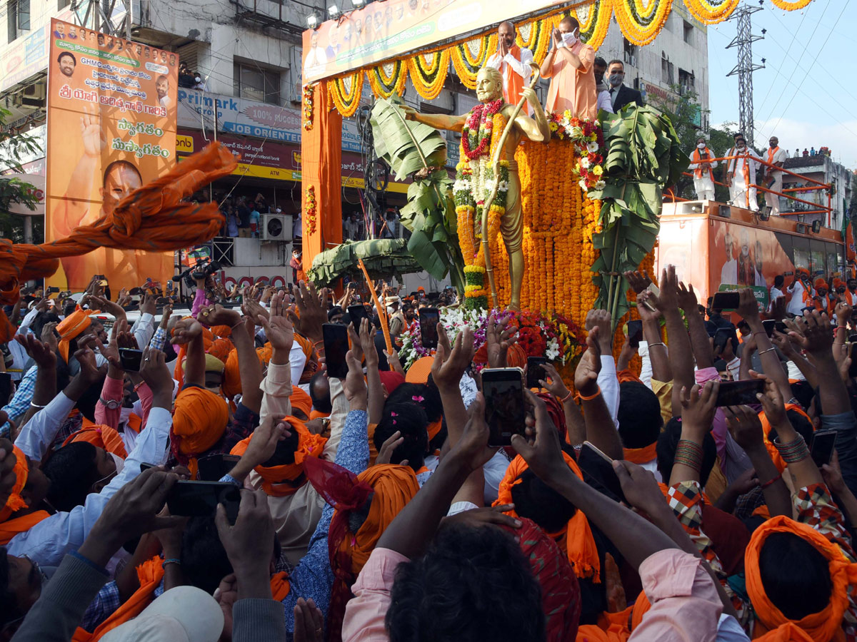 GHMC Elections 2020 UP Cm Yogi Adiyanath Road Show In Hyderabad - Sakshi16