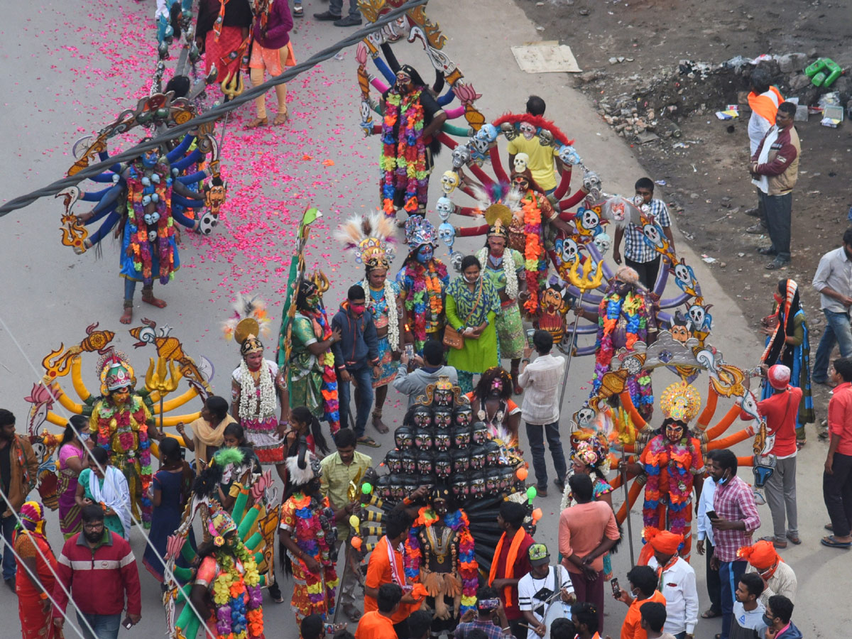 GHMC Elections 2020 UP Cm Yogi Adiyanath Road Show In Hyderabad - Sakshi31