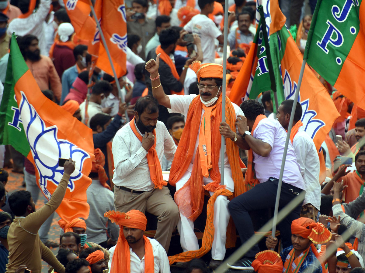 GHMC Elections 2020 UP Cm Yogi Adiyanath Road Show In Hyderabad - Sakshi8