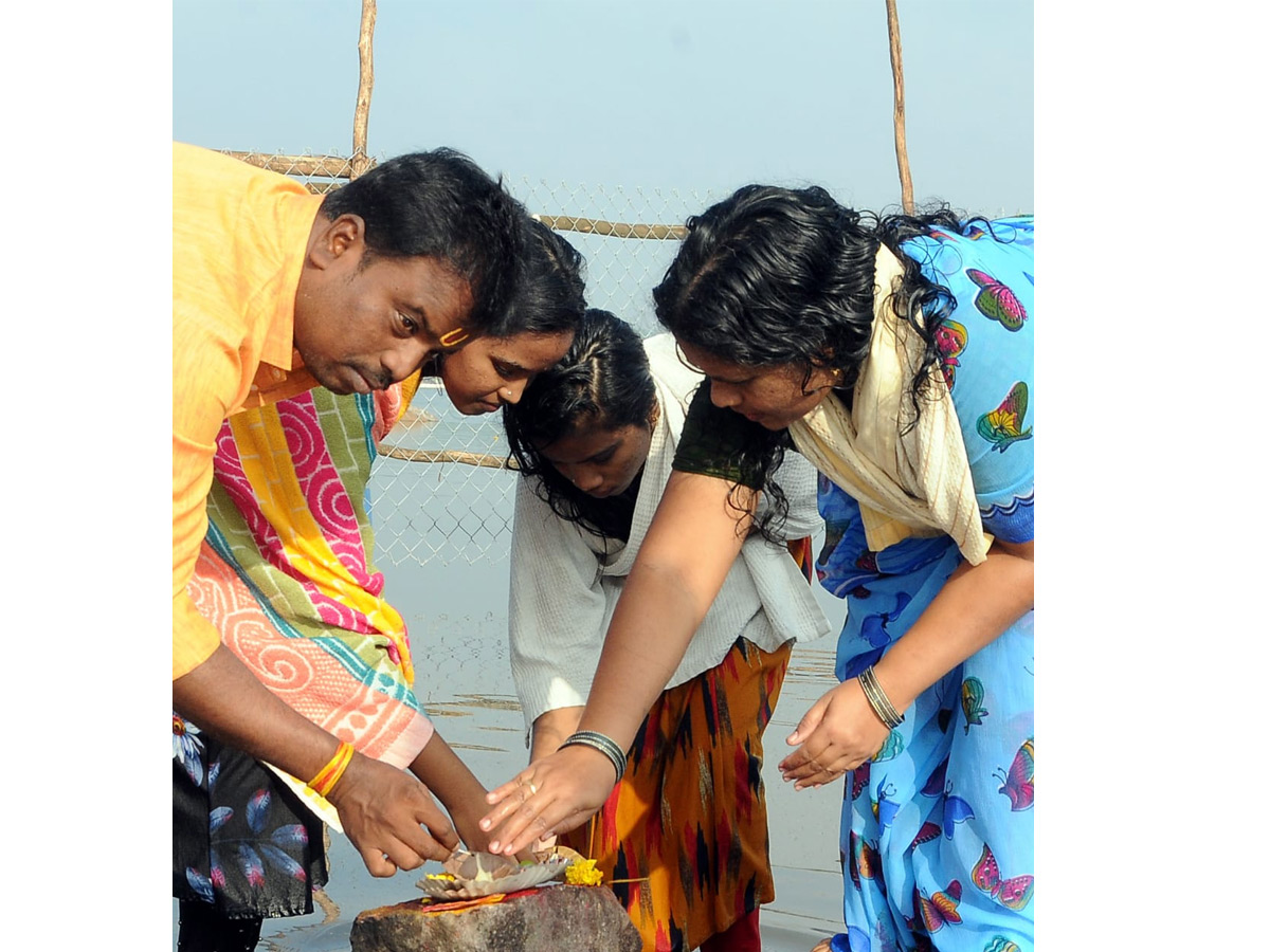 Tungabhadra Pushkaralu 2020 Photo Gallery - Sakshi16