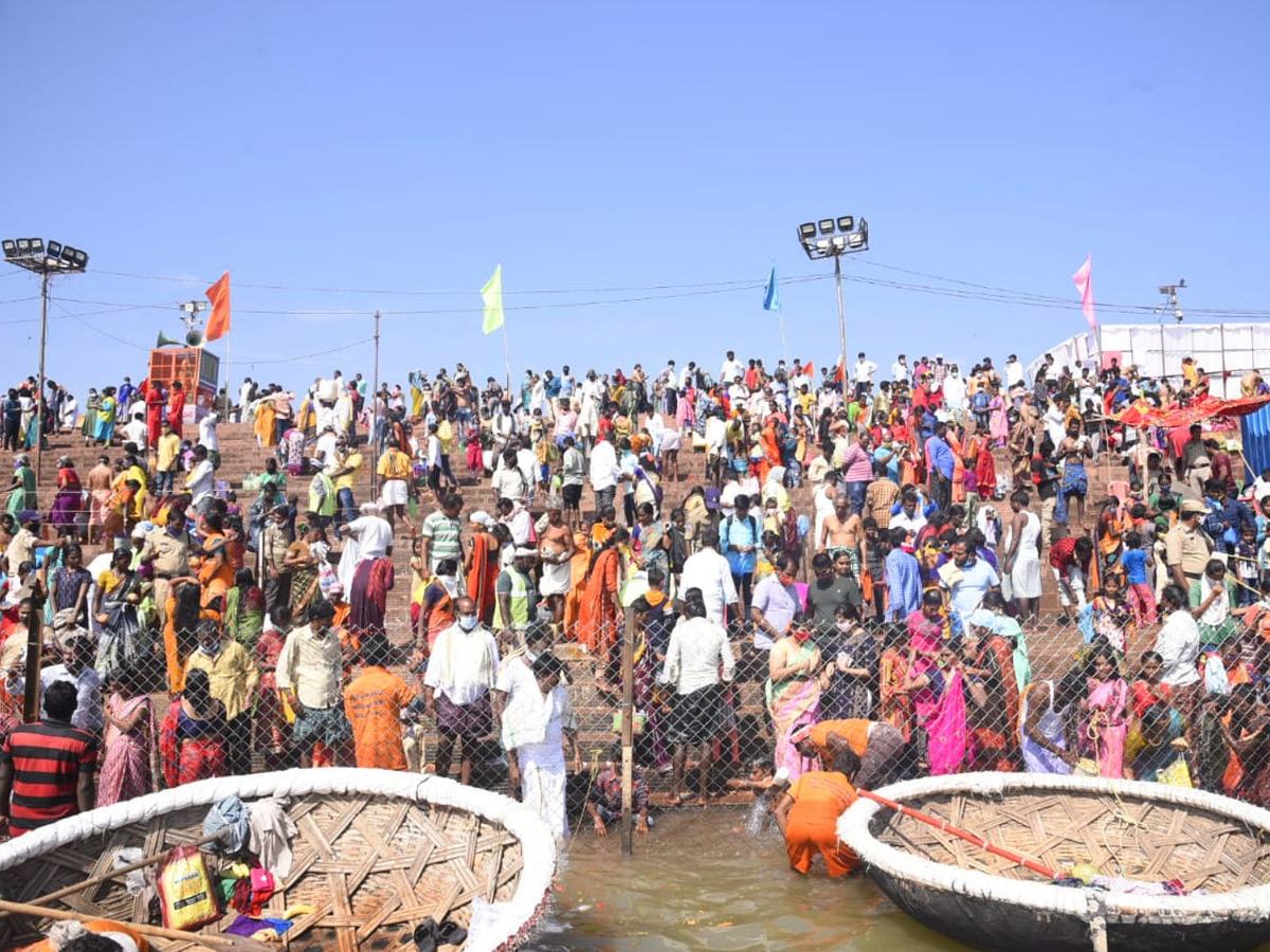 Tungabhadra Pushkaralu 2020 Photo Gallery - Sakshi1