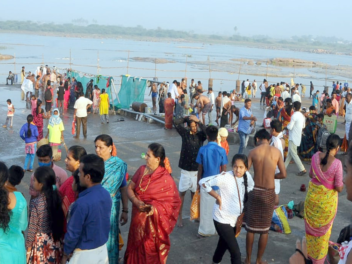 Tungabhadra Pushkaralu 2020 Photo Gallery - Sakshi3