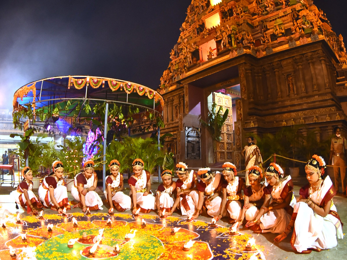 Koti Deepotsavam in Kanakadurga Indrakeeladri Temple - Sakshi12