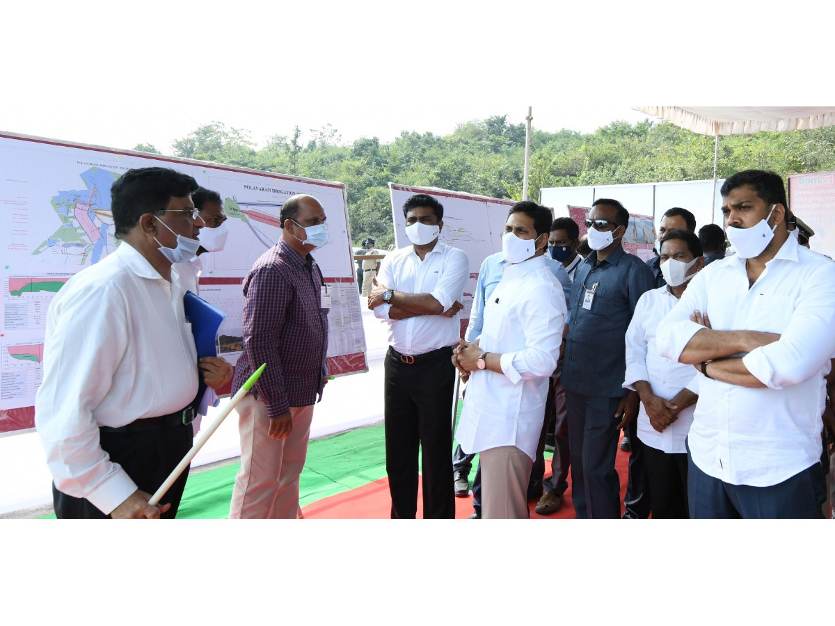 CM YS Jagan Inspects Polavaram Project Works Photo Gallery - Sakshi17