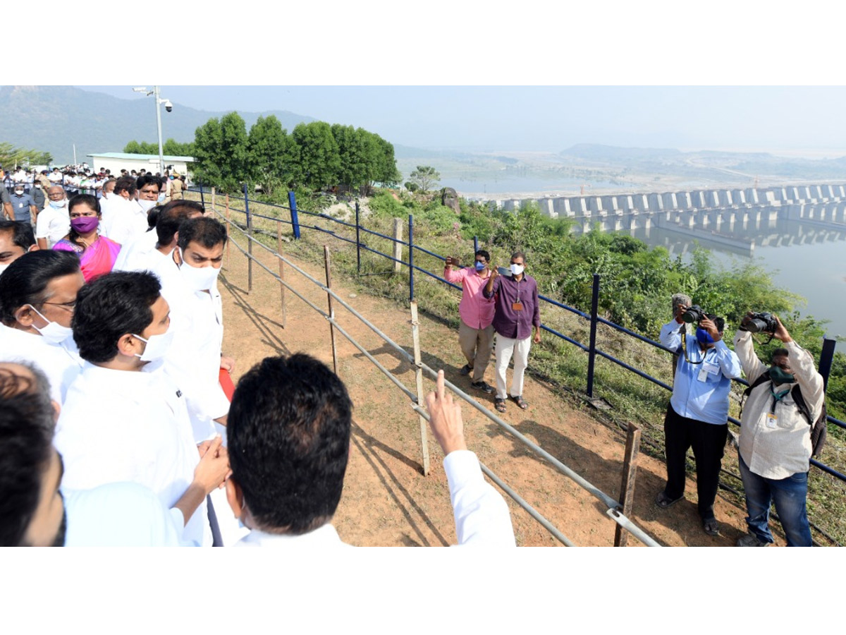 CM YS Jagan Inspects Polavaram Project Works Photo Gallery - Sakshi20