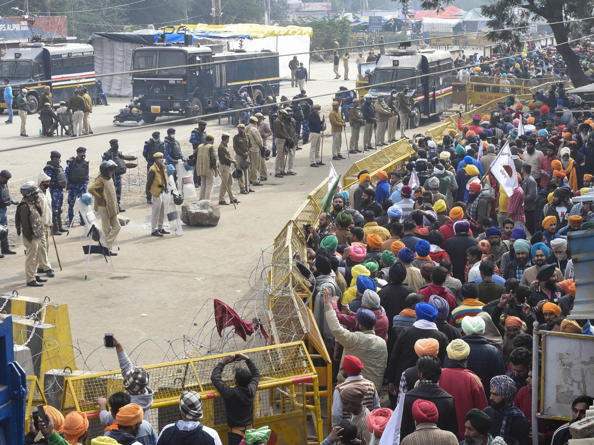 Farmers during their protest against the new farm laws - Sakshi1