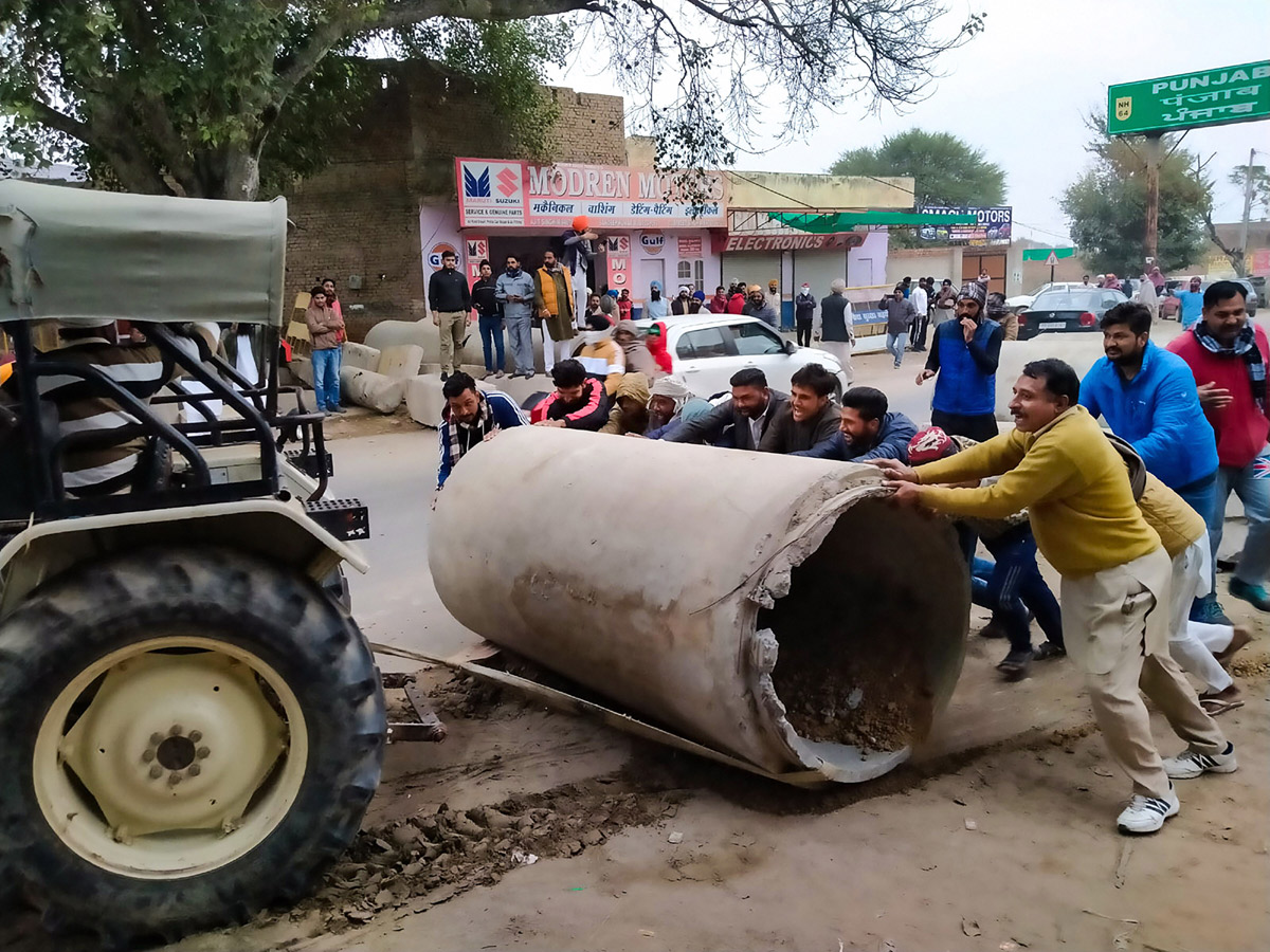 Farmers during their protest against the new farm laws - Sakshi10