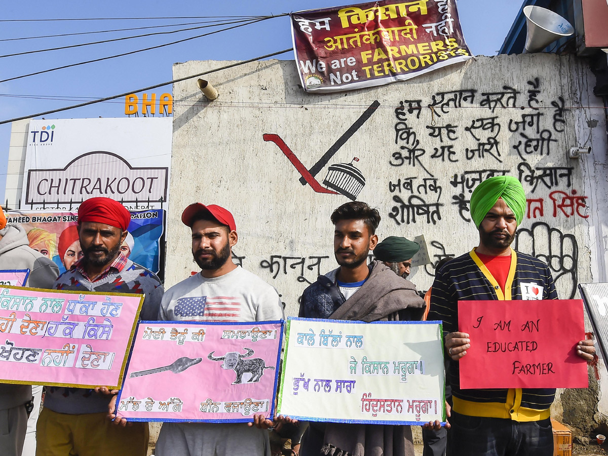 Farmers during their protest against the new farm laws - Sakshi19