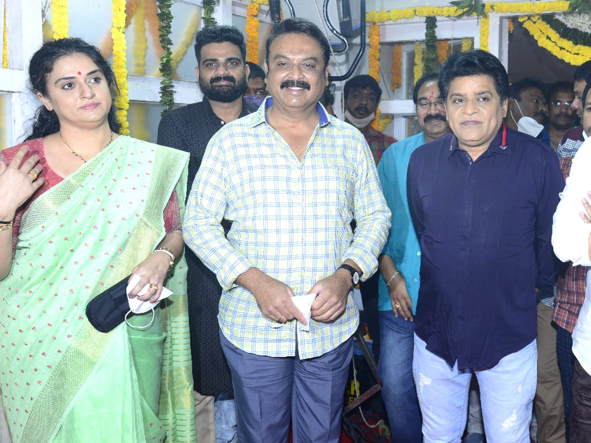 Andaru Bagundali Andulo Nenundali Movie Opening - Sakshi7