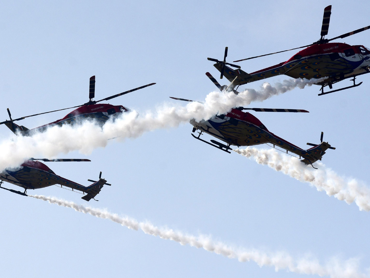 Rajnath Singh attends graduation parade at Airforce academy in Dundigal Photo Gallery - Sakshi6