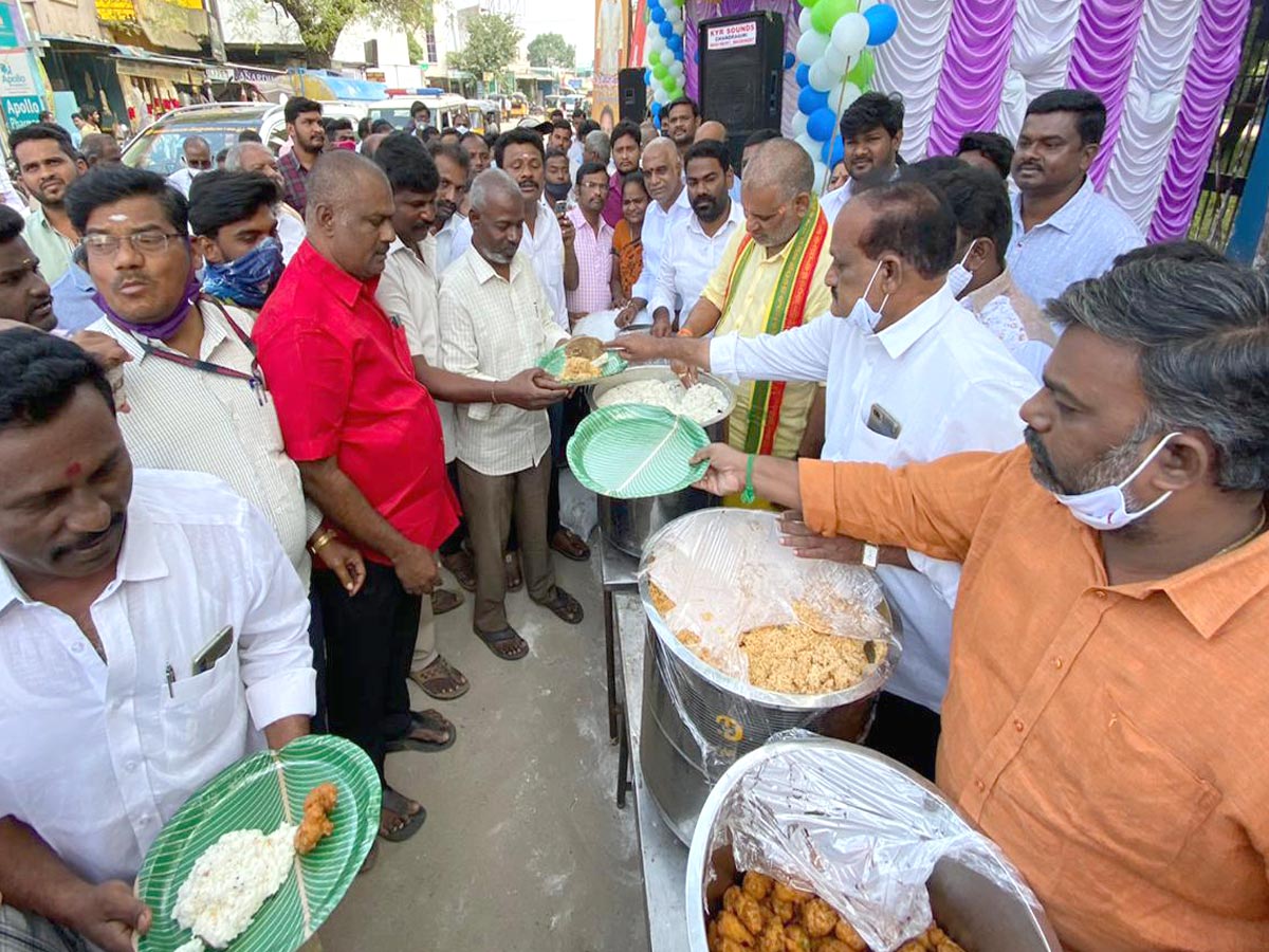 CM YS Jagan Mohan Reddy Birthday Celebrations In Andhra Pradesh - Sakshi49