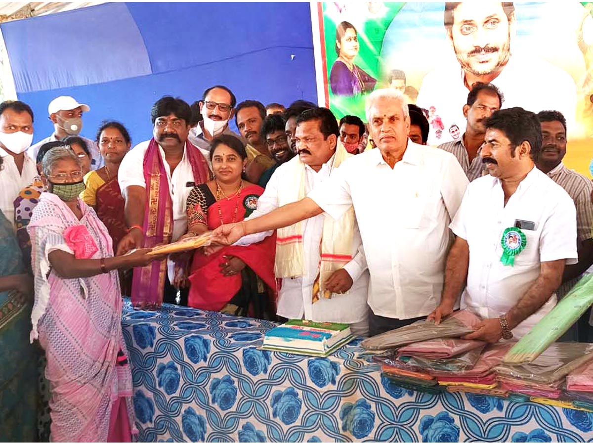 CM YS Jagan Mohan Reddy Birthday Celebrations In Andhra Pradesh - Sakshi28