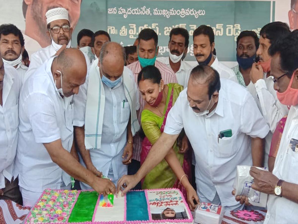 CM YS Jagan Mohan Reddy Birthday Celebrations In Andhra Pradesh - Sakshi67