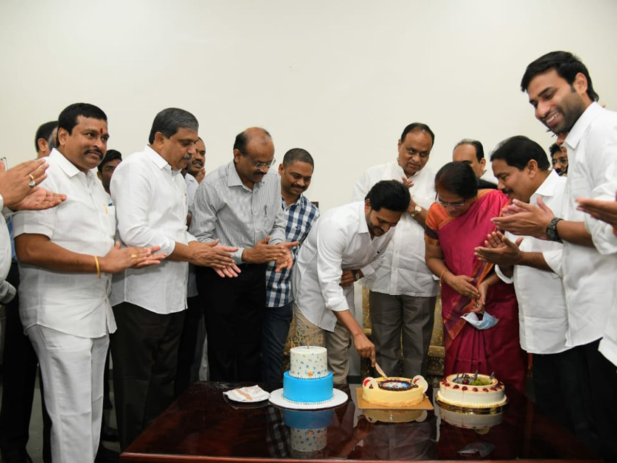 AP CM YS Jagan Mohan Reddy Birthday photos - Sakshi3