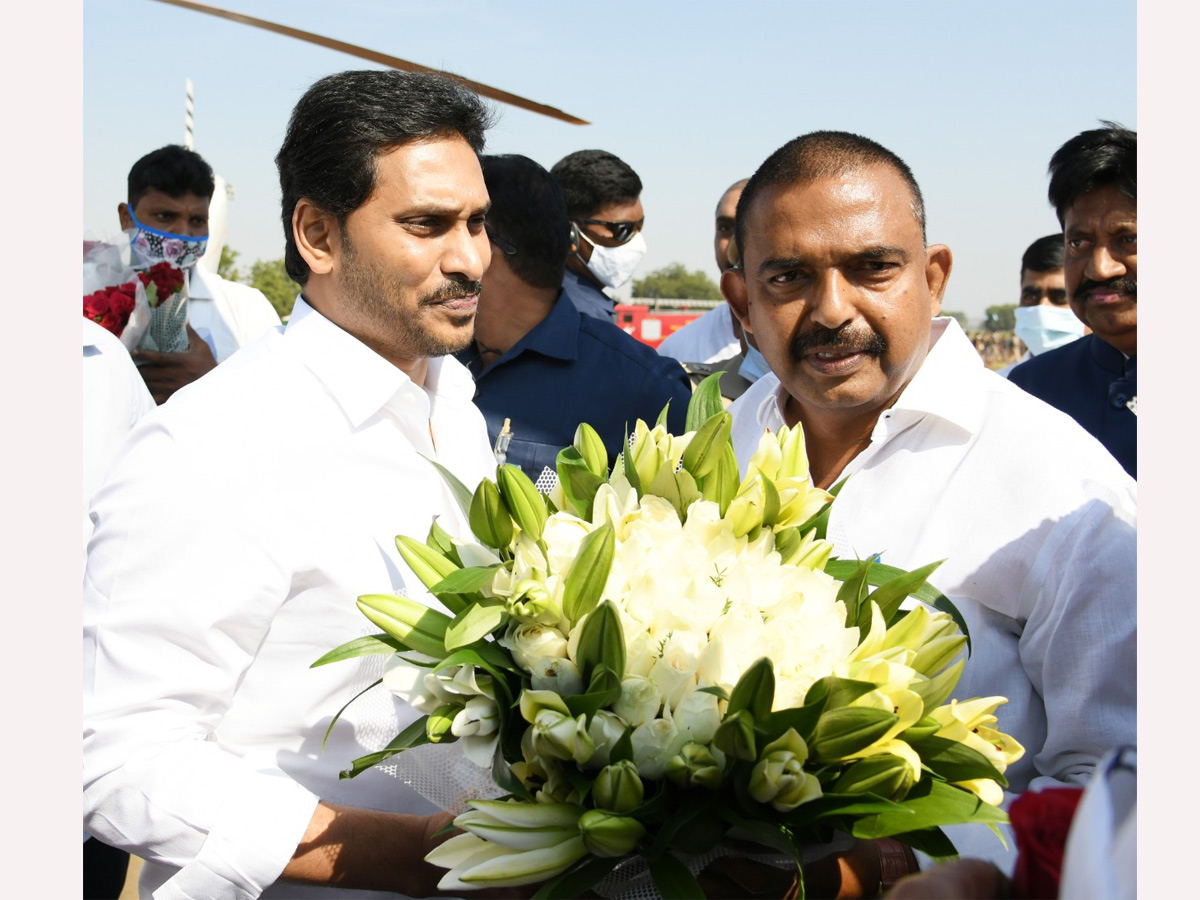 Land Resurvey Project: CM YS Jagan Launch in Krishna district Photo Gallery - Sakshi10