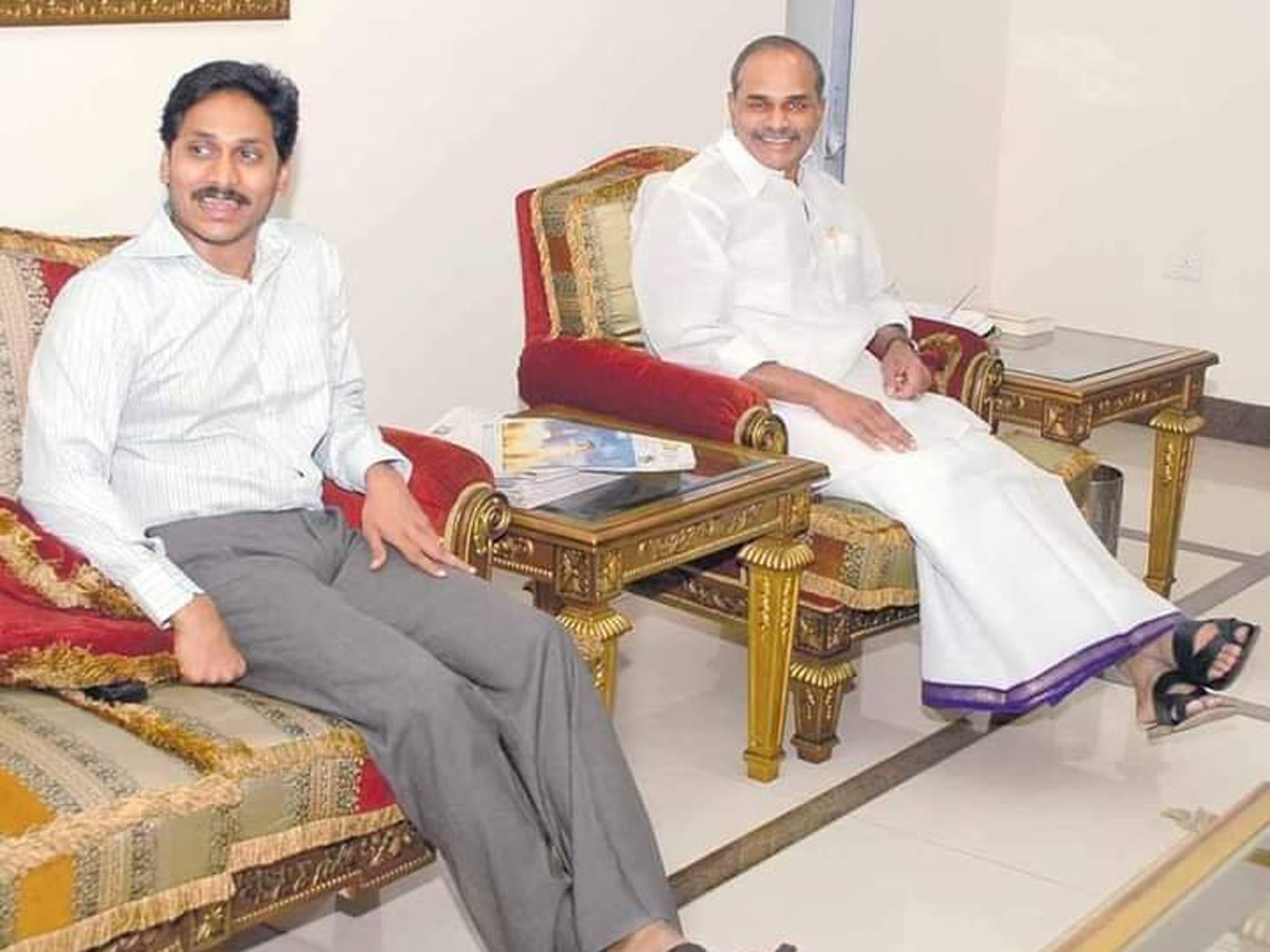 happy birthday ap cm ys jagan mohan reddy - Sakshi44