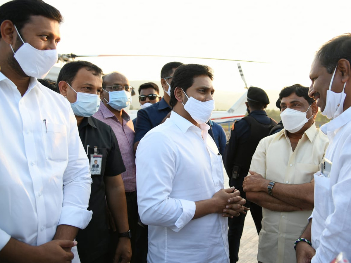 CM Jagan Kadapa Tour Photo Gallery - Sakshi3