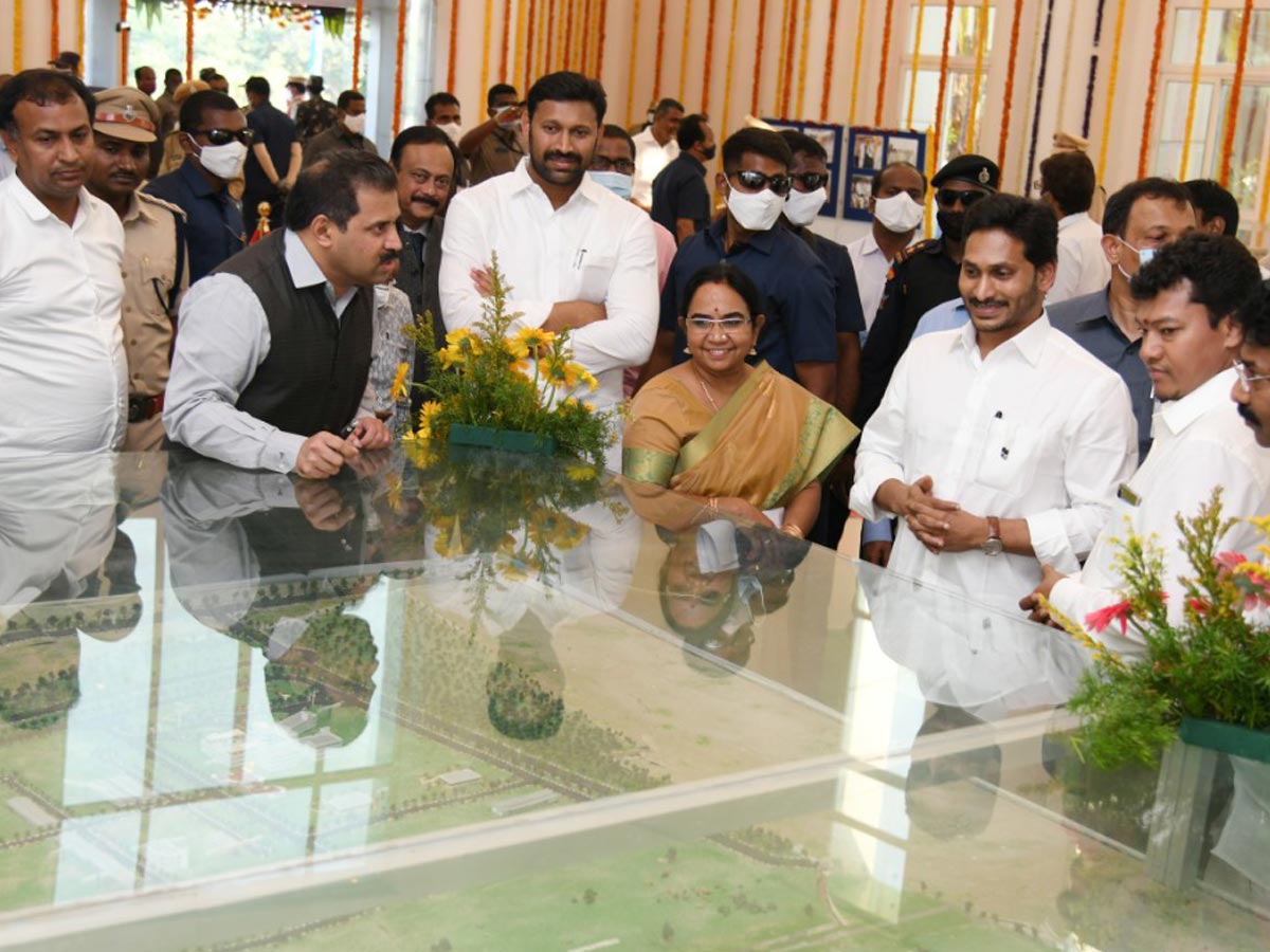 CM YS Jagan Laid Foundation Stone For Apache Leather Industrie YSR District - Sakshi8