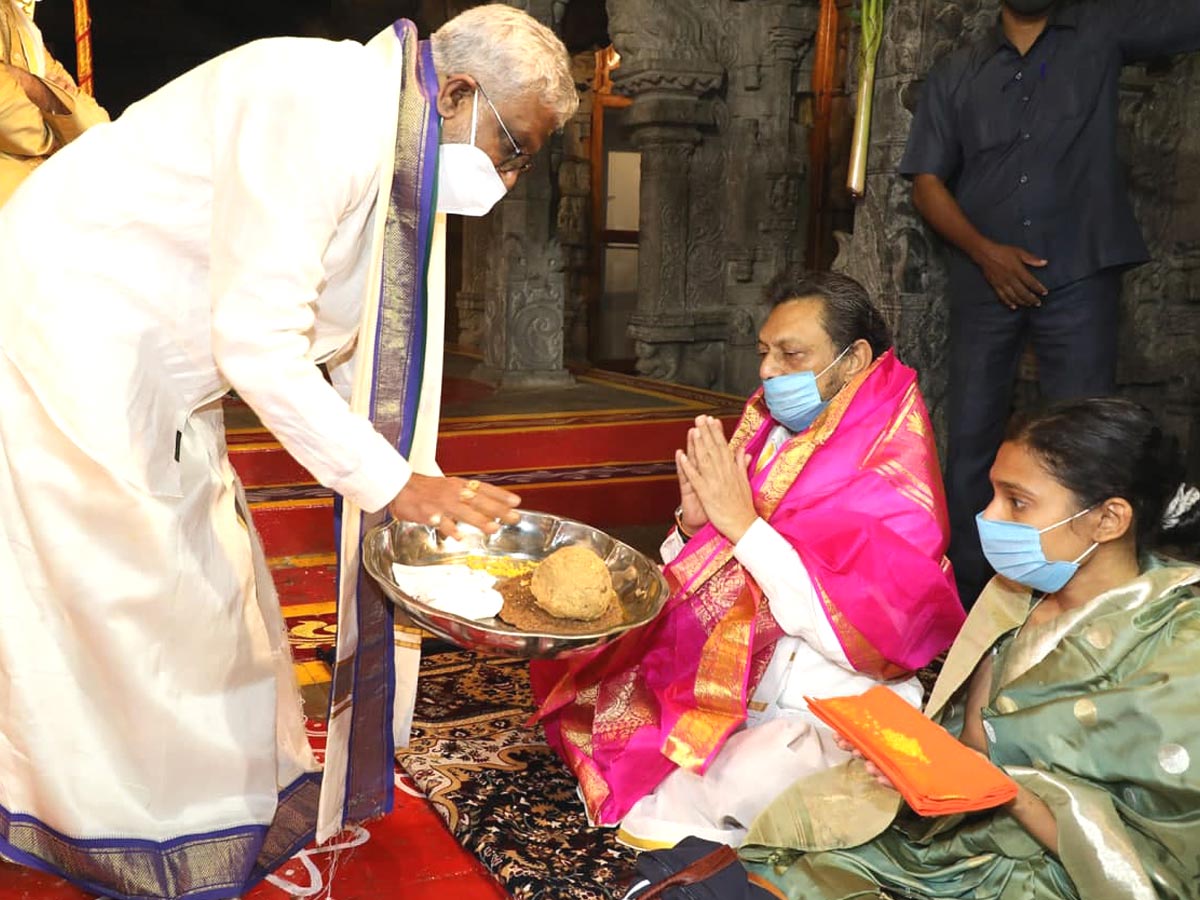 Tirumala VIP Darshan Photo Gallery - Sakshi23