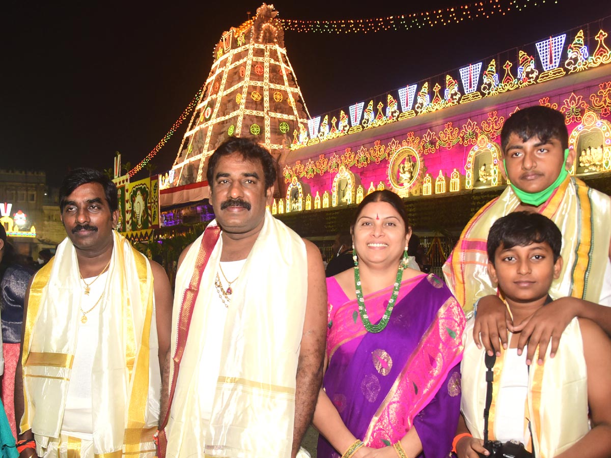 Tirumala VIP Darshan Photo Gallery - Sakshi9