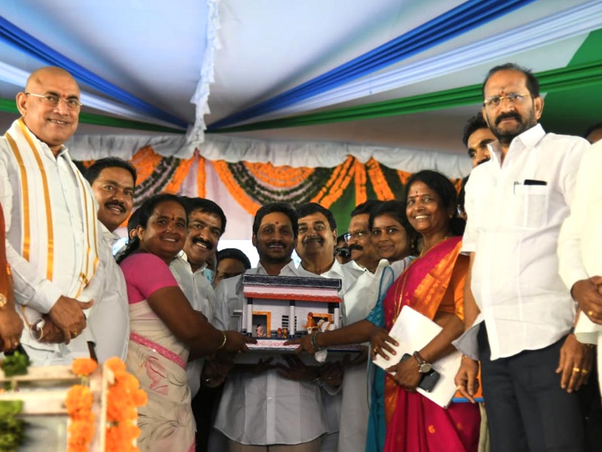 YS Jagan Mohan Reddy Lanch YSR Housing Scheme Photo Gallery - Sakshi45