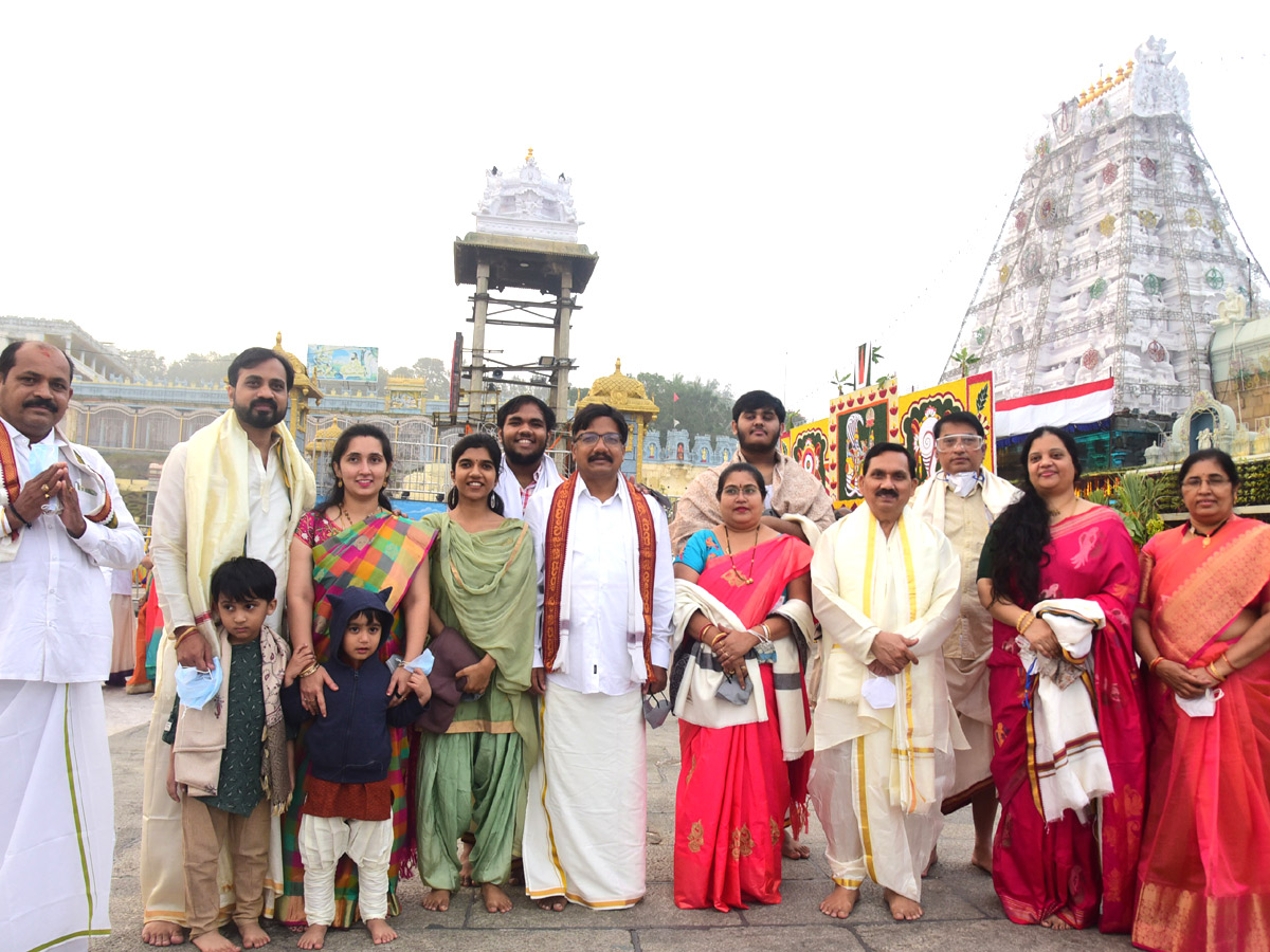 Srivari Chakrasnanam Grandly Held in Tirumala - Sakshi10