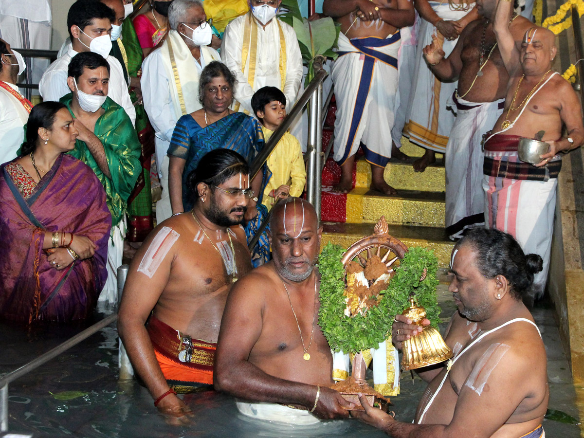 Srivari Chakrasnanam Grandly Held in Tirumala - Sakshi2