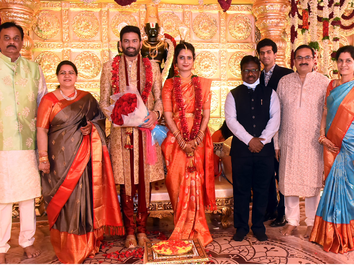 cm-ys-jagan-and-governor-attends-wedding - Sakshi12