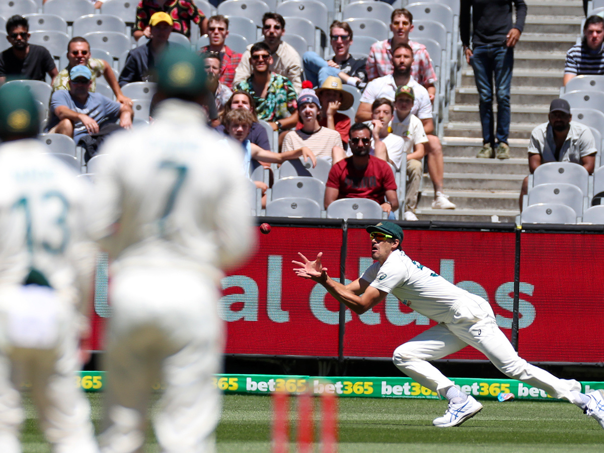 India and Australia at the Melbourne Second Cricket Test Photo Gallery - Sakshi31