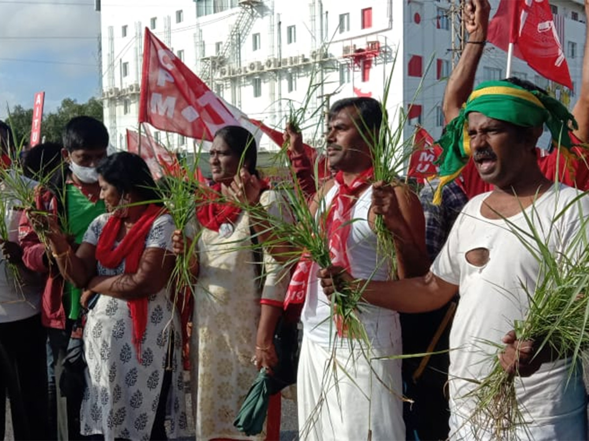 Bharat Bandh in ap and Telangana Photos - Sakshi18