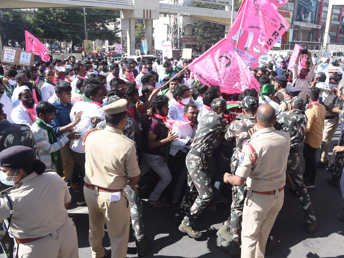 Bharat Bandh in ap and Telangana Photos - Sakshi52