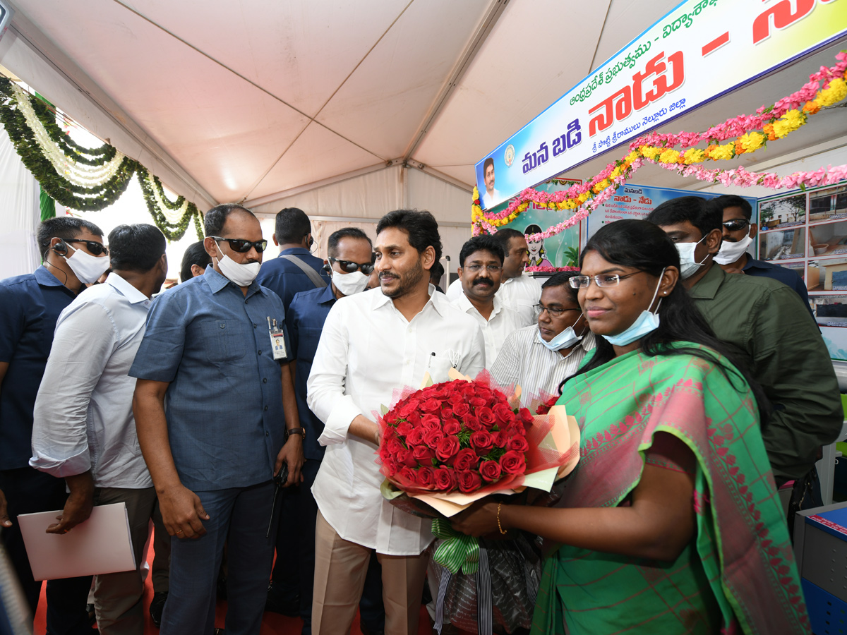 CM YS Jagan launched Second Phase of Amma Vodi Scheme PHoto Gallery - Sakshi32