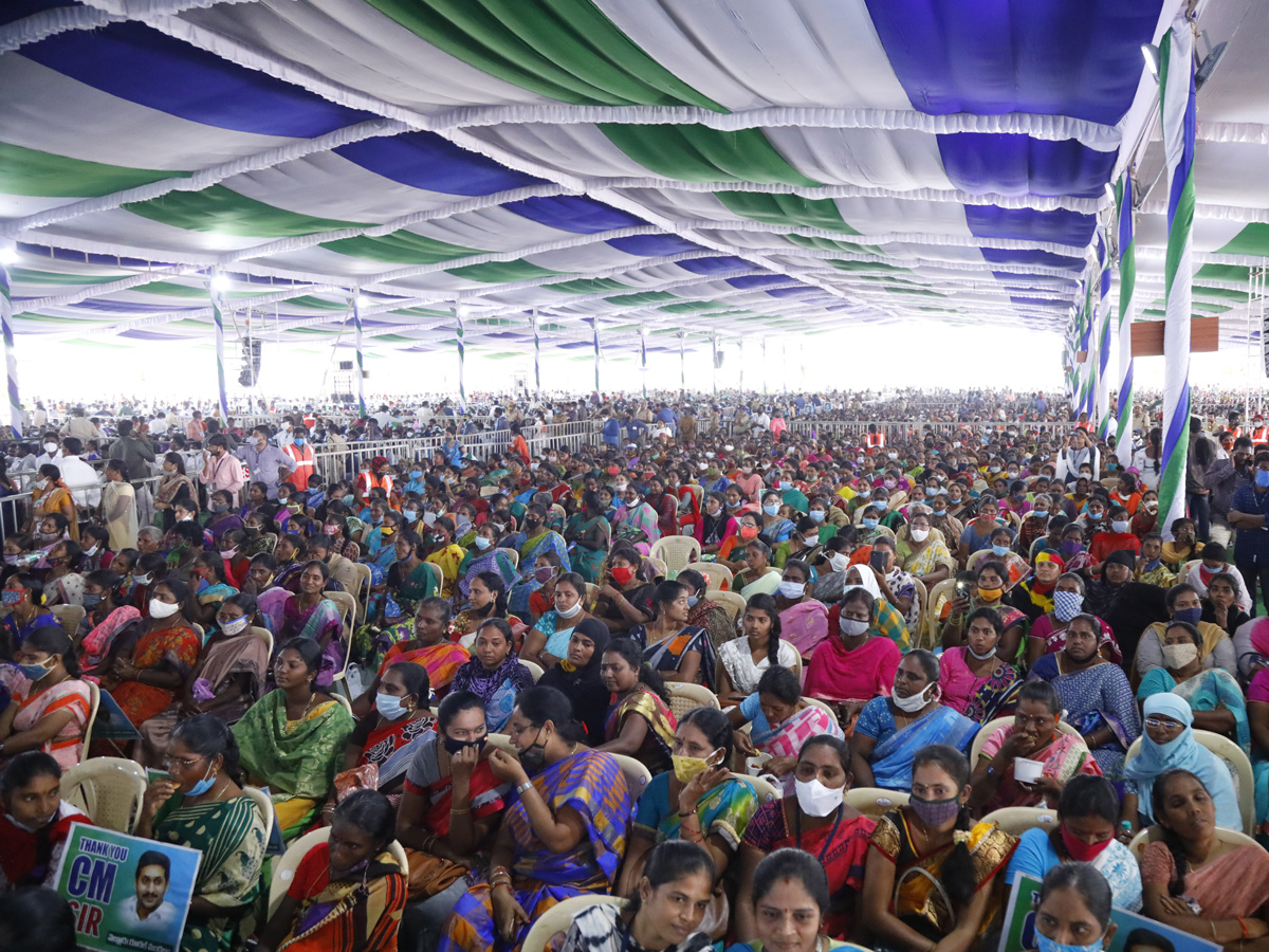 CM YS Jagan launched Second Phase of Amma Vodi Scheme PHoto Gallery - Sakshi35