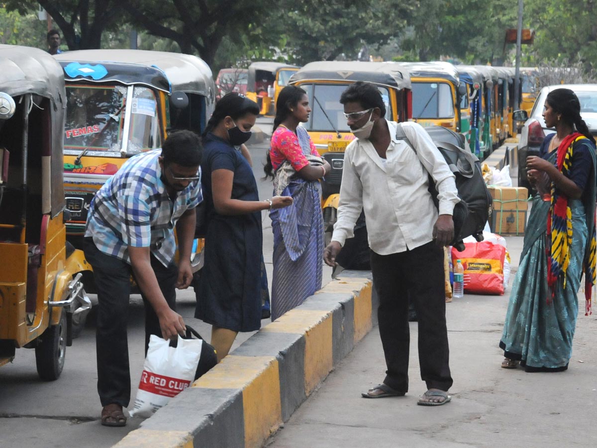 People Going To Their Hometown During Sankranthi Festival At; Jbs photo gallery - Sakshi14