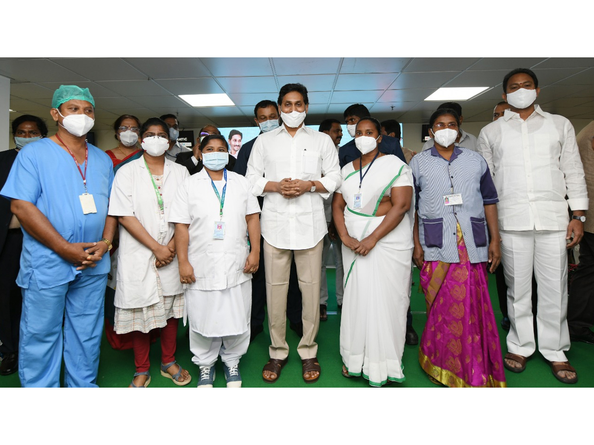 CM YS Jagan Launches Covid Vaccination Program In Vijayawada Photo Gallery - Sakshi6