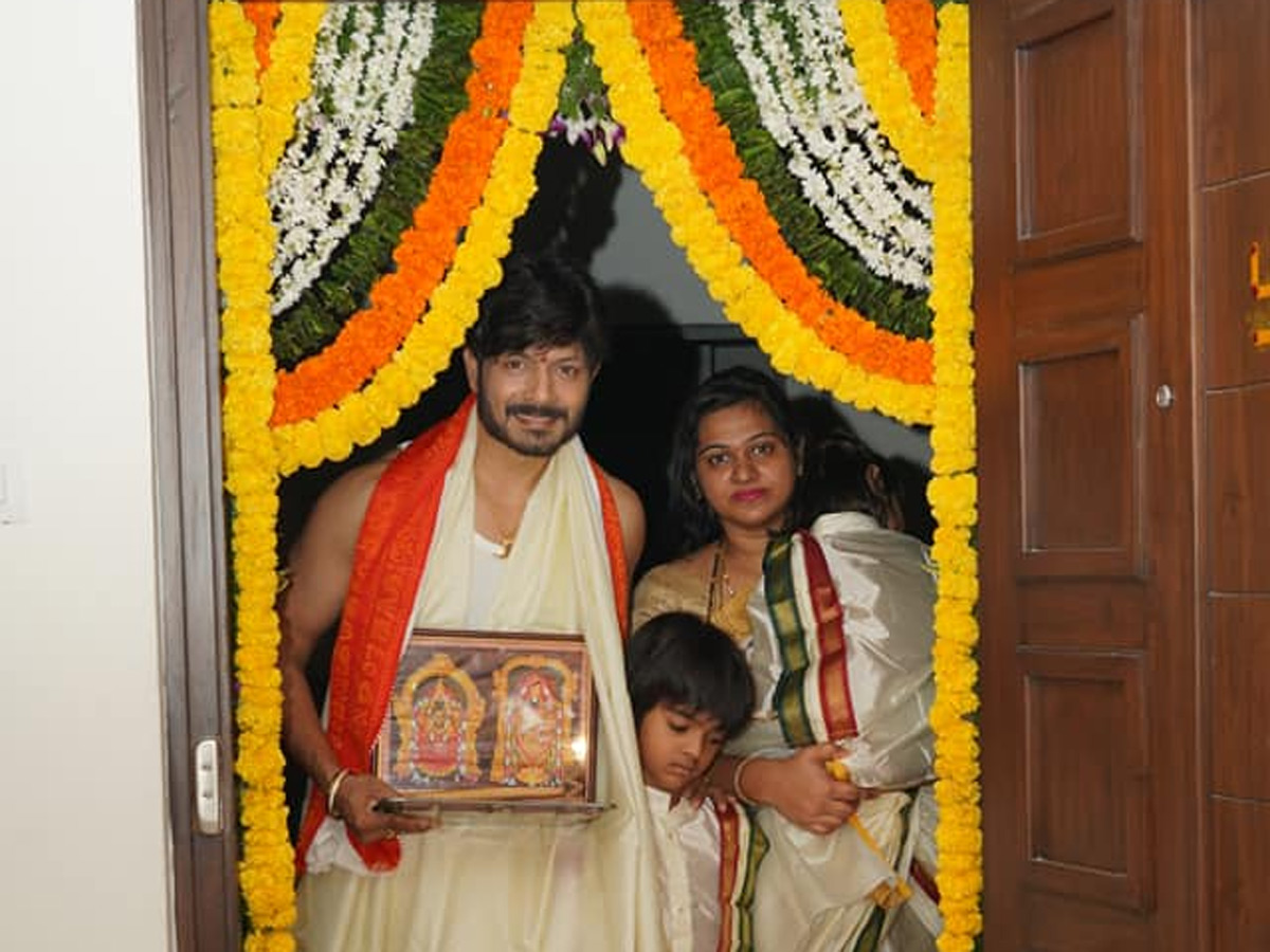 Big Boss winner Kaushal Manda house warming function Photo Gallery - Sakshi6