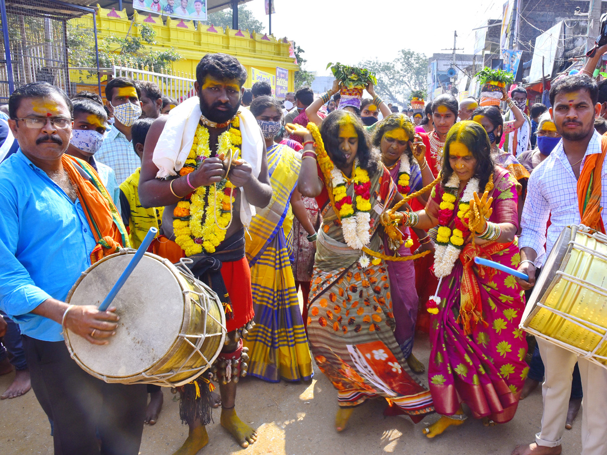 komuravelli Mallanna Brahmotsavam Photo Gallery - Sakshi16