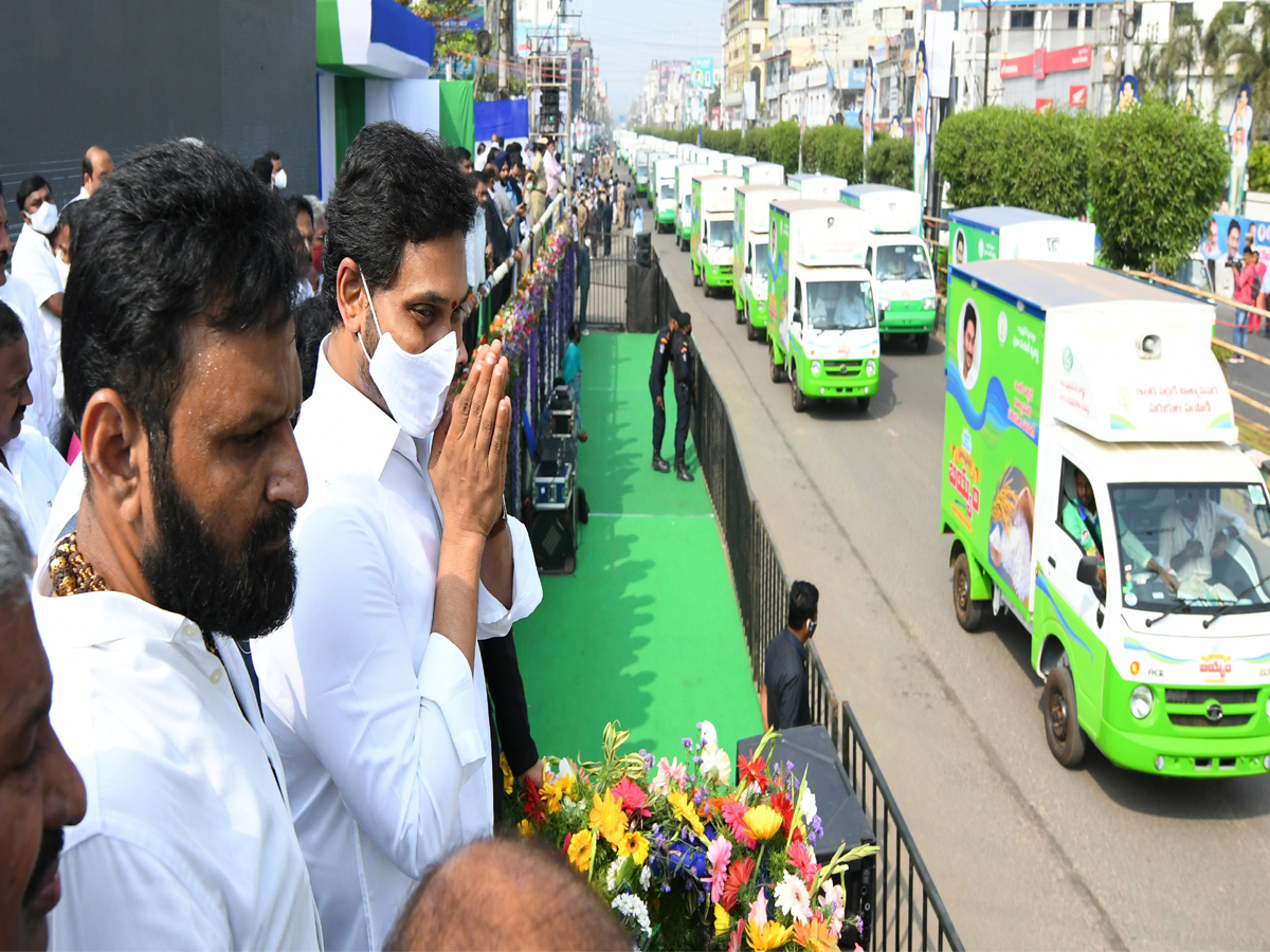 CM YS Jagan To Launch Ration Door Delivery Vehicles  - Sakshi5