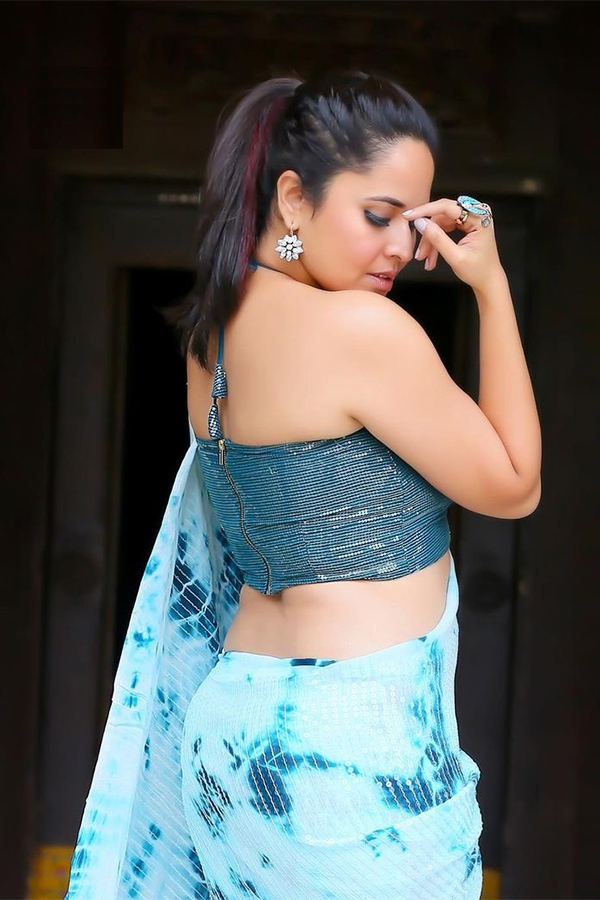 Anasuya Latest Traditional Photo Gallery - Sakshi7