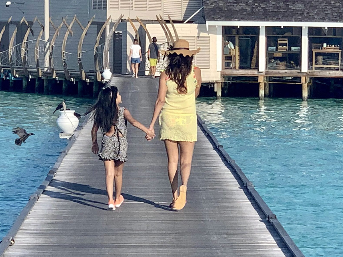 Manchu Family Enjoying Vacation In Maldives Photo Gallery - Sakshi6