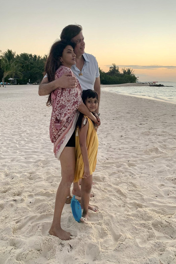 Manchu Family Enjoying Vacation In Maldives Photo Gallery - Sakshi8