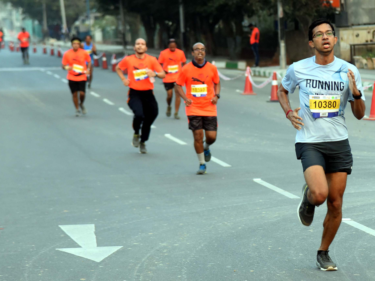 10km and 5km Runs Held at Hyderabad Cable Bridge - Sakshi12